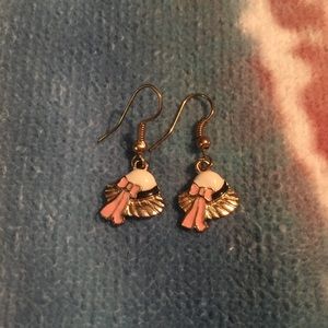 🔴3 for $10 Tiny hat earrings